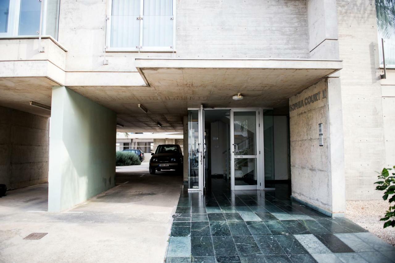 Sophia Court Apartment Larnaca Luaran gambar